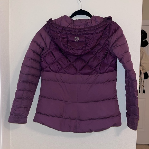 Women's Lululemon Goose Down Puffer Jacket - Picture 6 of 9